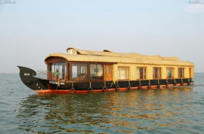 Northstar 5 Bedroom Ac Private Houseboat With All Meals